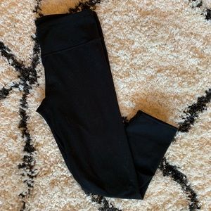 Fabletics cropped legging